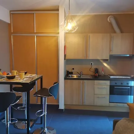 Enjoy Lisboa! - Near Metro Apartment Amadora Exterior photo