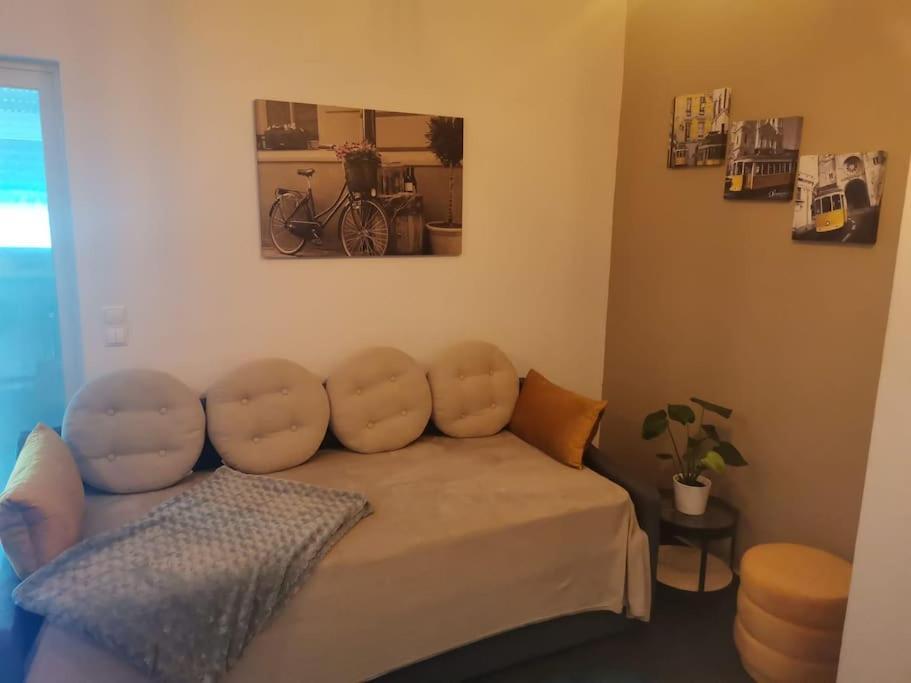 Enjoy Lisboa! - Near Metro Amadora
